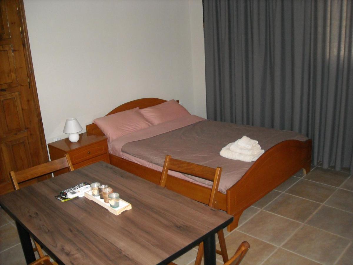 Kalamata Home, Marina A ภายนอก รูปภาพ